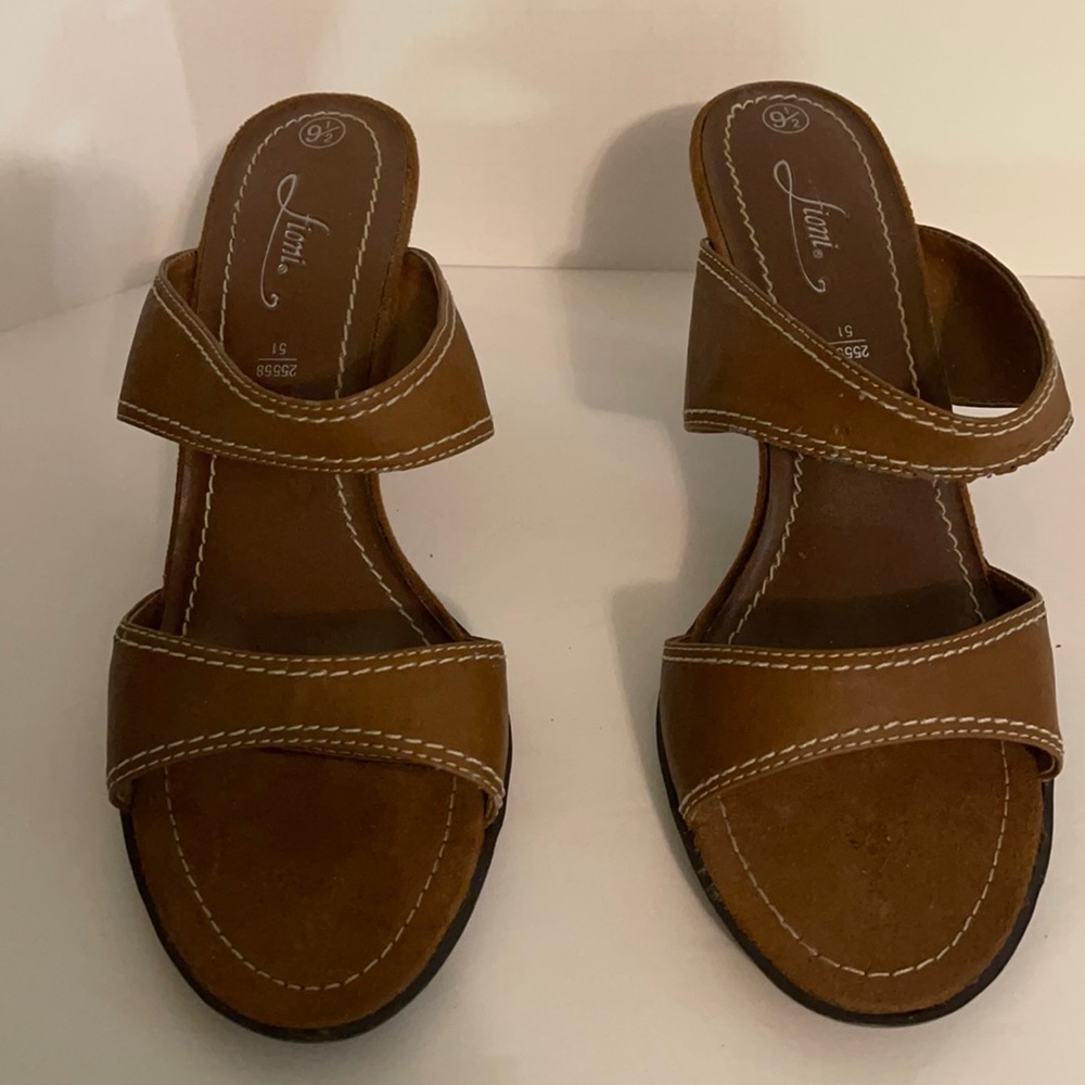 Fioni tan strap heels, size 9.5
